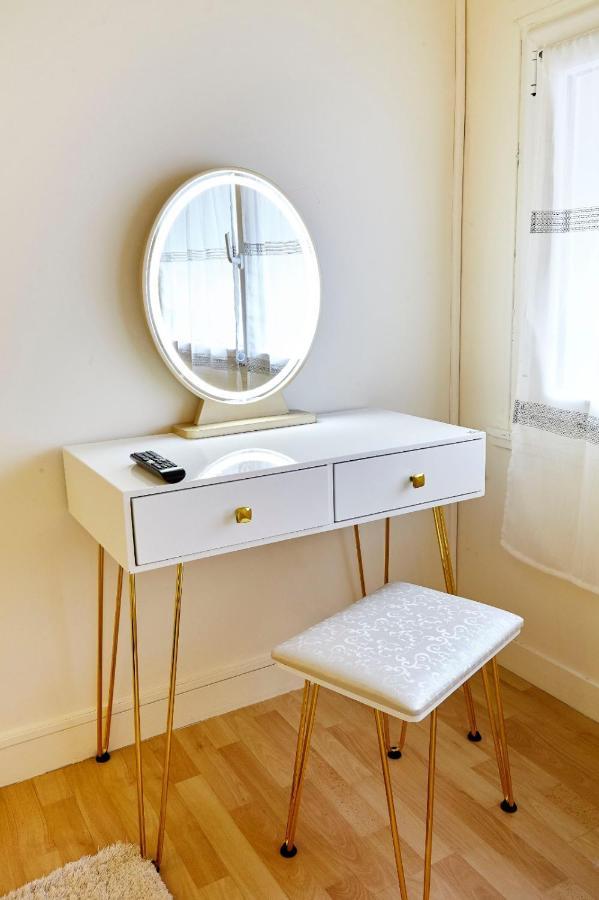 Golden Junior - Jacuzzi Appartement Rouen Buitenkant foto